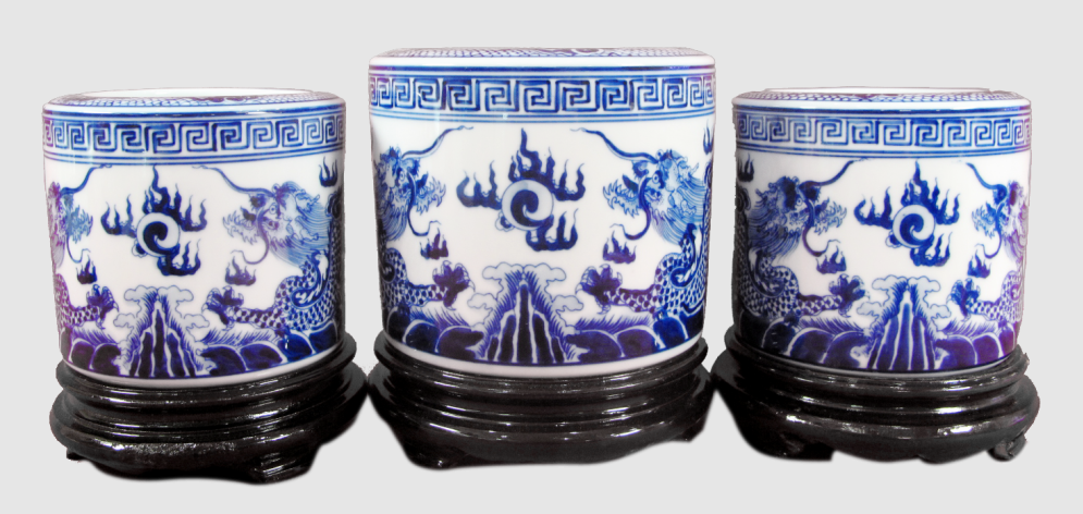 Ý nghĩa 3 bát hương trên bàn thờ gia tiên